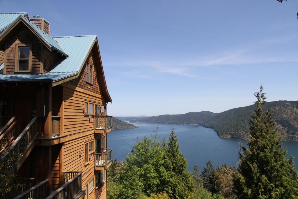 Moon Water Lodge Malahat Luaran gambar