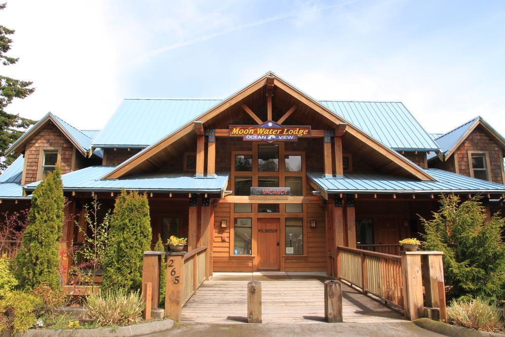 Moon Water Lodge Malahat Luaran gambar