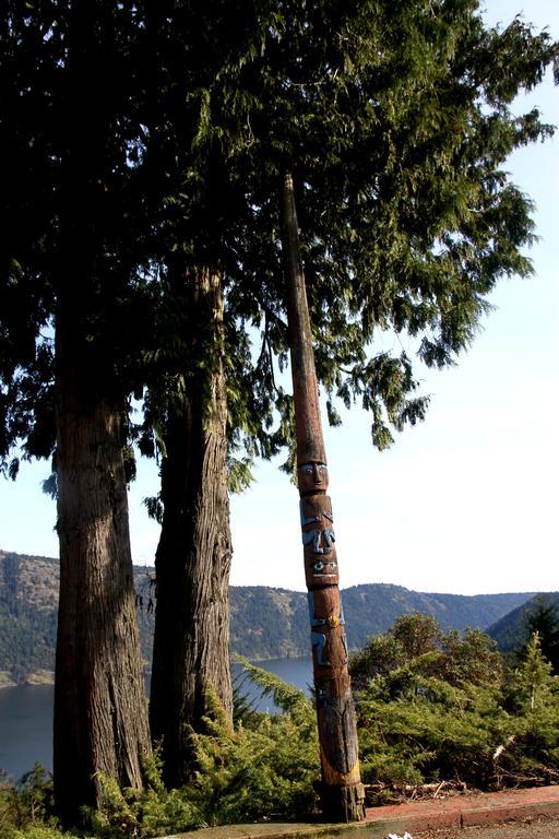 Moon Water Lodge Malahat Luaran gambar
