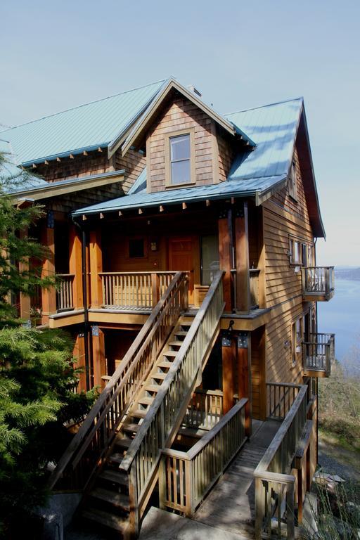 Moon Water Lodge Malahat Luaran gambar